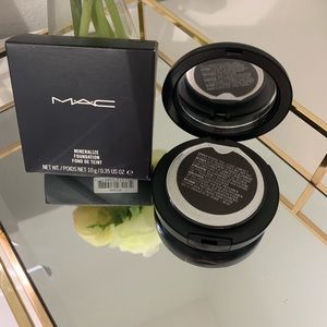 MAC Mineralized foundation NC42. New.